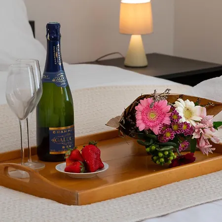 Garden-level In Bourgeois Near Croisette & Beaches Apartmán Cannes