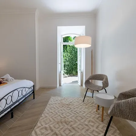 Garden-level In Bourgeois Near Croisette & Beaches * Cannes