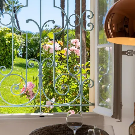 Garden-level In Bourgeois Near Croisette & Beaches Cannes